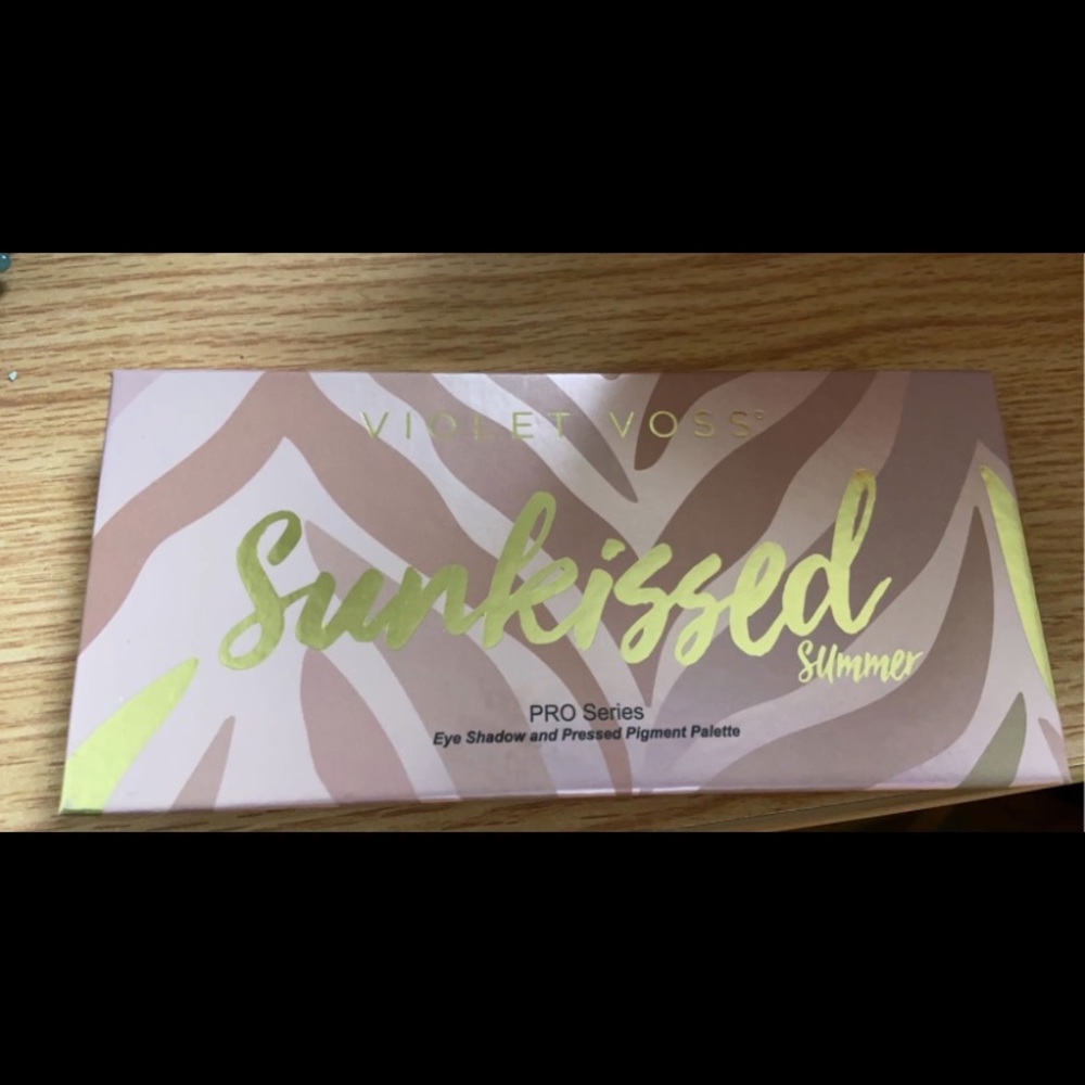 Violet Voss Sunkissed Summer Eyeshadow Pallet